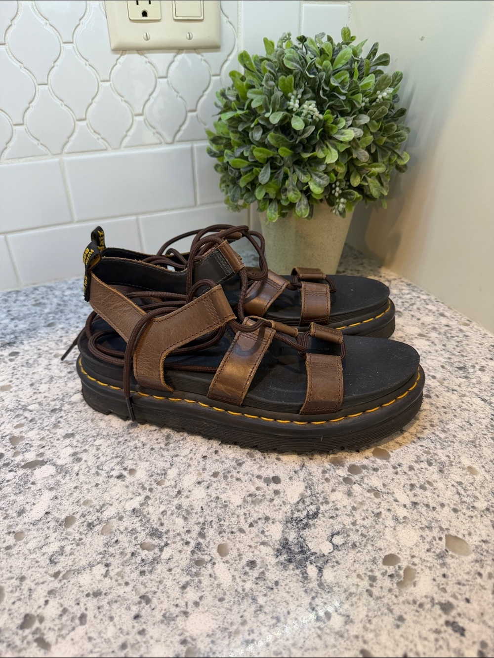 Dr. Martens Nartilla Brown Leather Platform Sandals with Black Insole women 9 - Picture 2 of 8